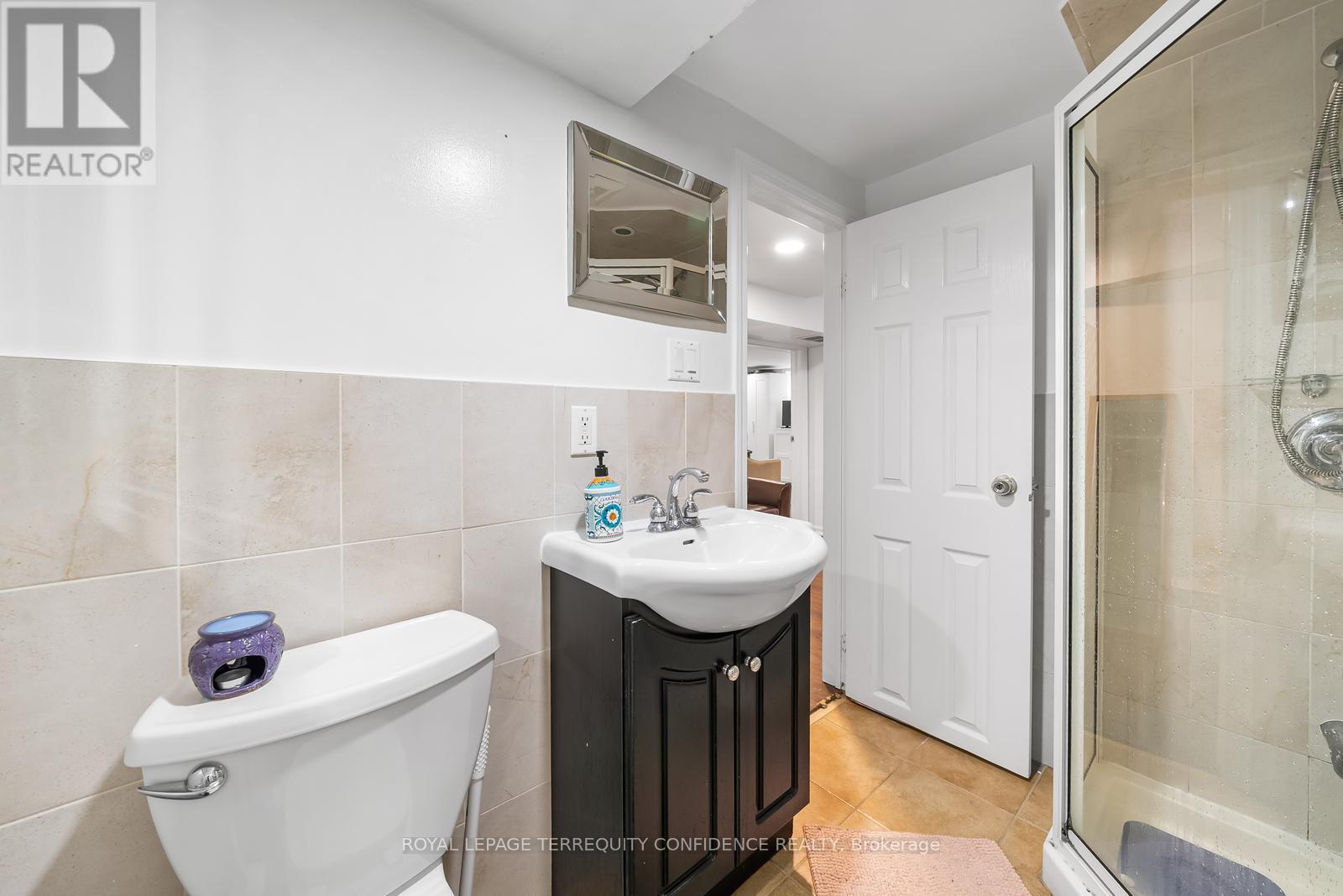 












103 HOUNSLOW AVENUE

,
Toronto,




Ontario
M2N2B1

