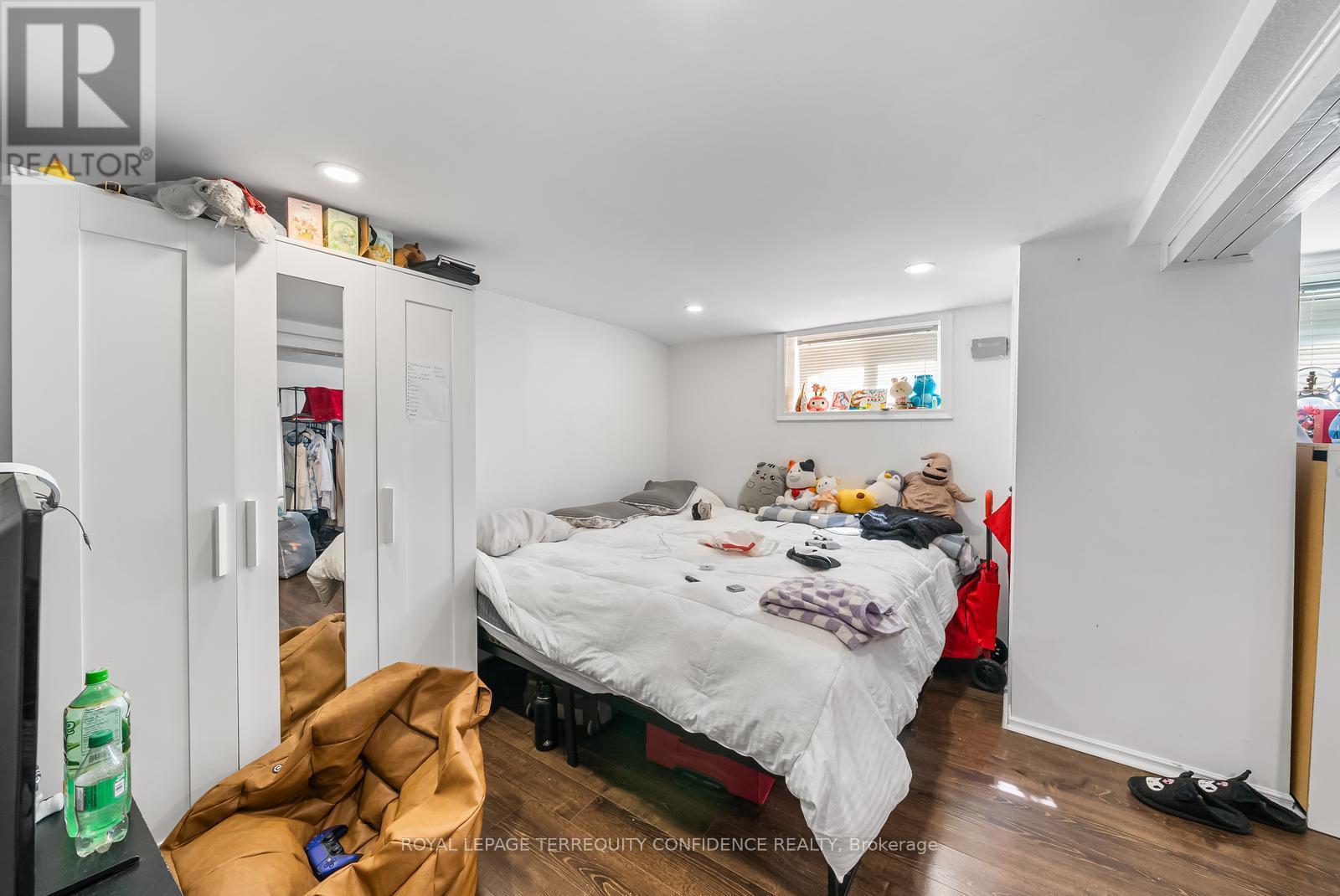 












103 HOUNSLOW AVENUE

,
Toronto,




Ontario
M2N2B1

