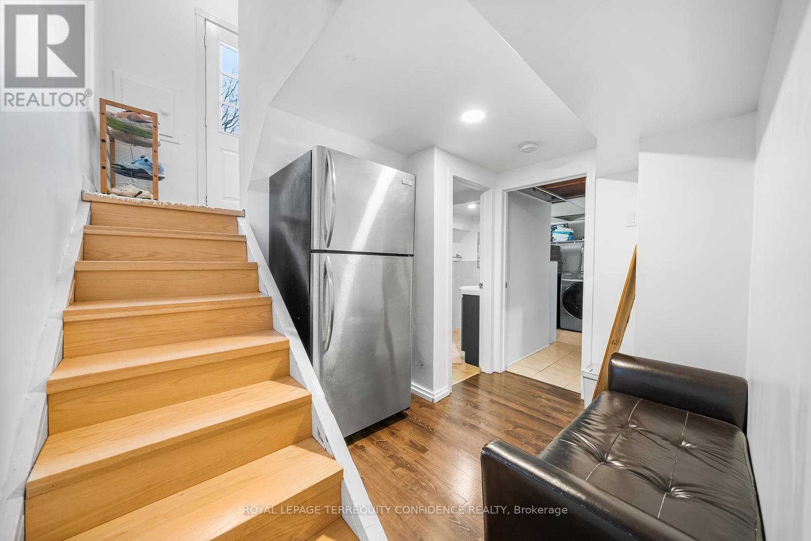 












103 HOUNSLOW AVENUE

,
Toronto,




Ontario
M2N2B1

