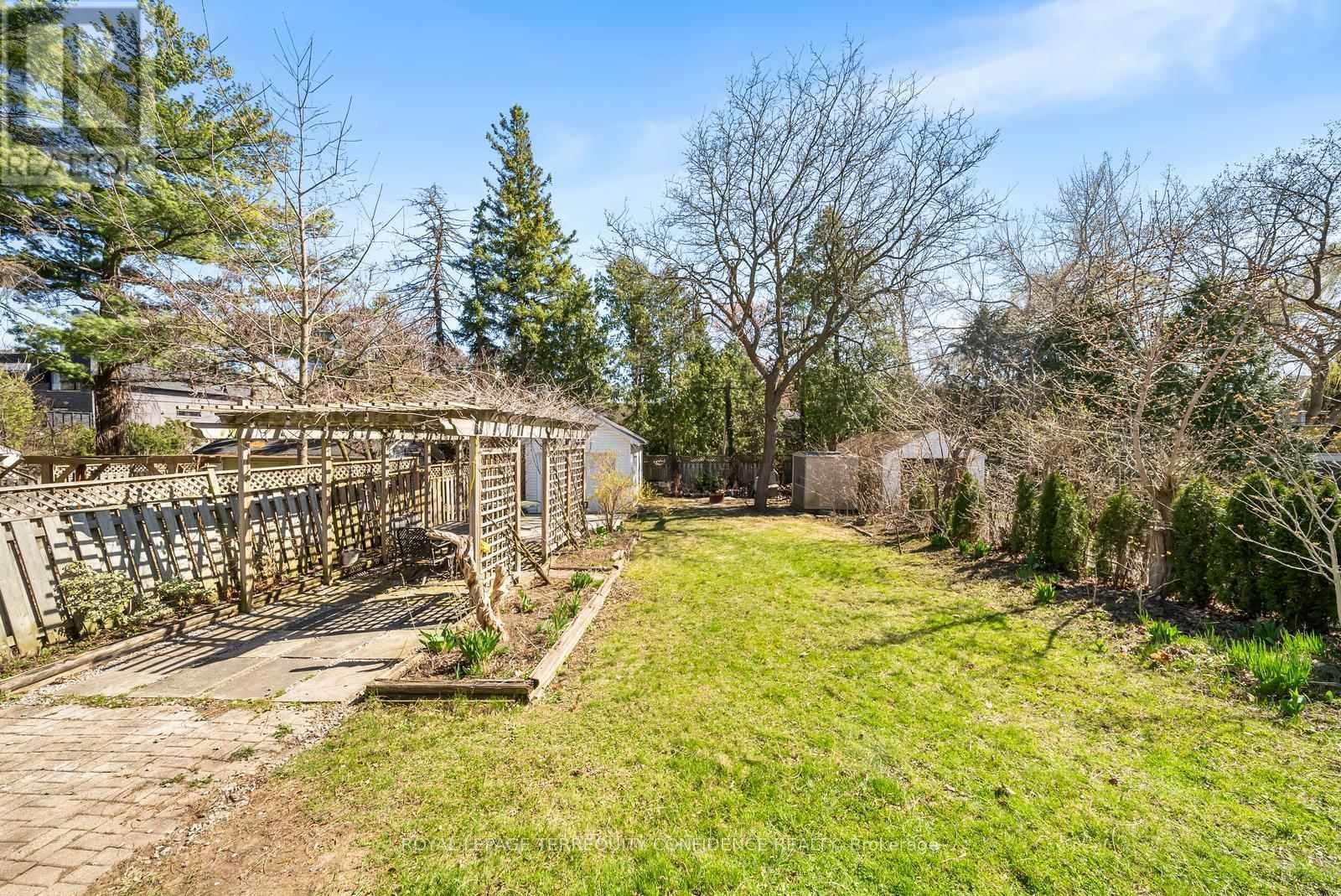 












103 HOUNSLOW AVENUE

,
Toronto,




Ontario
M2N2B1

