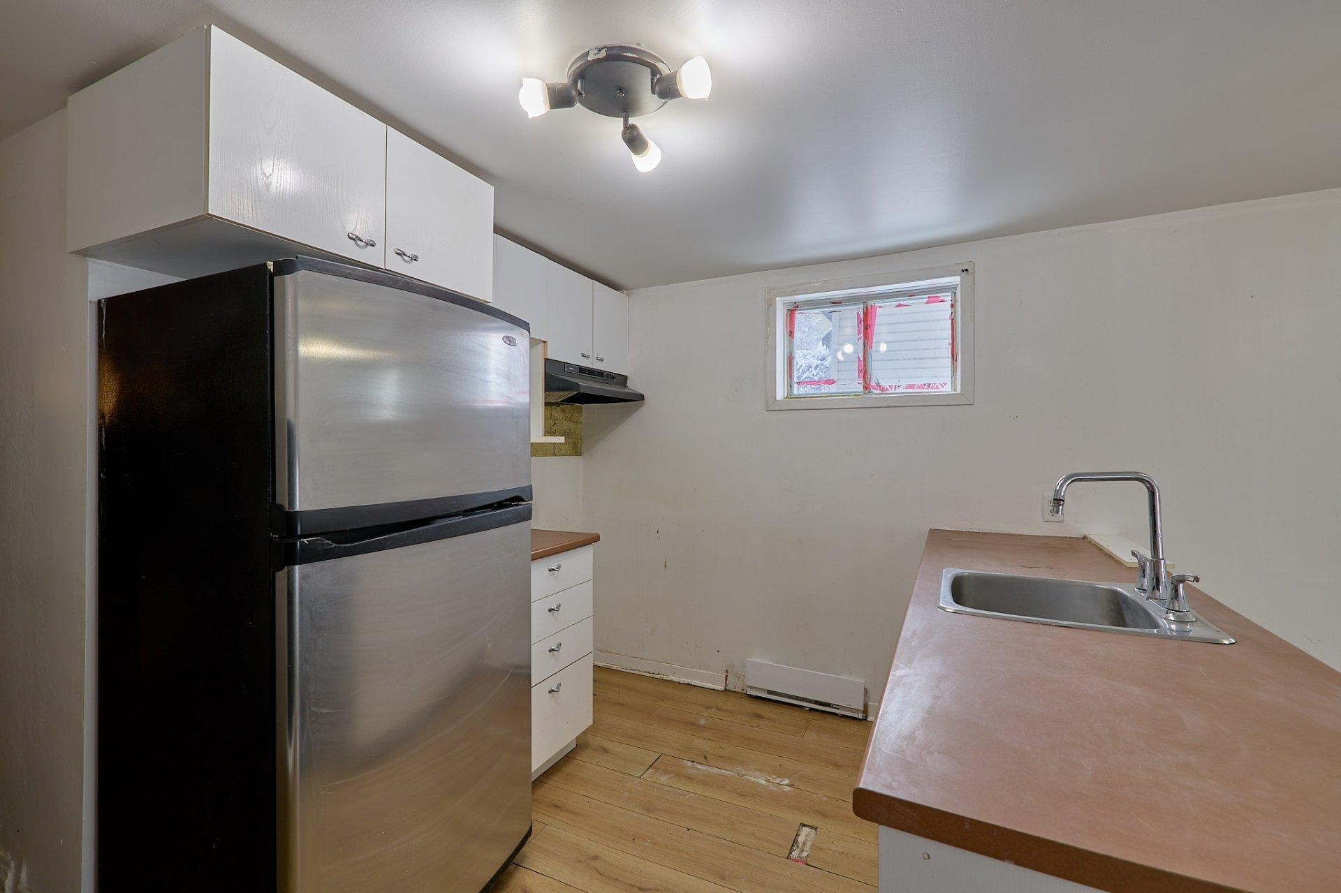 









81

 - 87


Rue St-Charles

,
Sainte-Thérèse,




QC
J7E2A5


