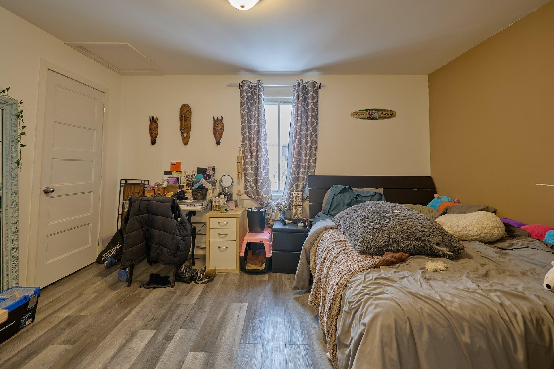 









81

 - 87


Rue St-Charles

,
Sainte-Thérèse,




QC
J7E2A5

