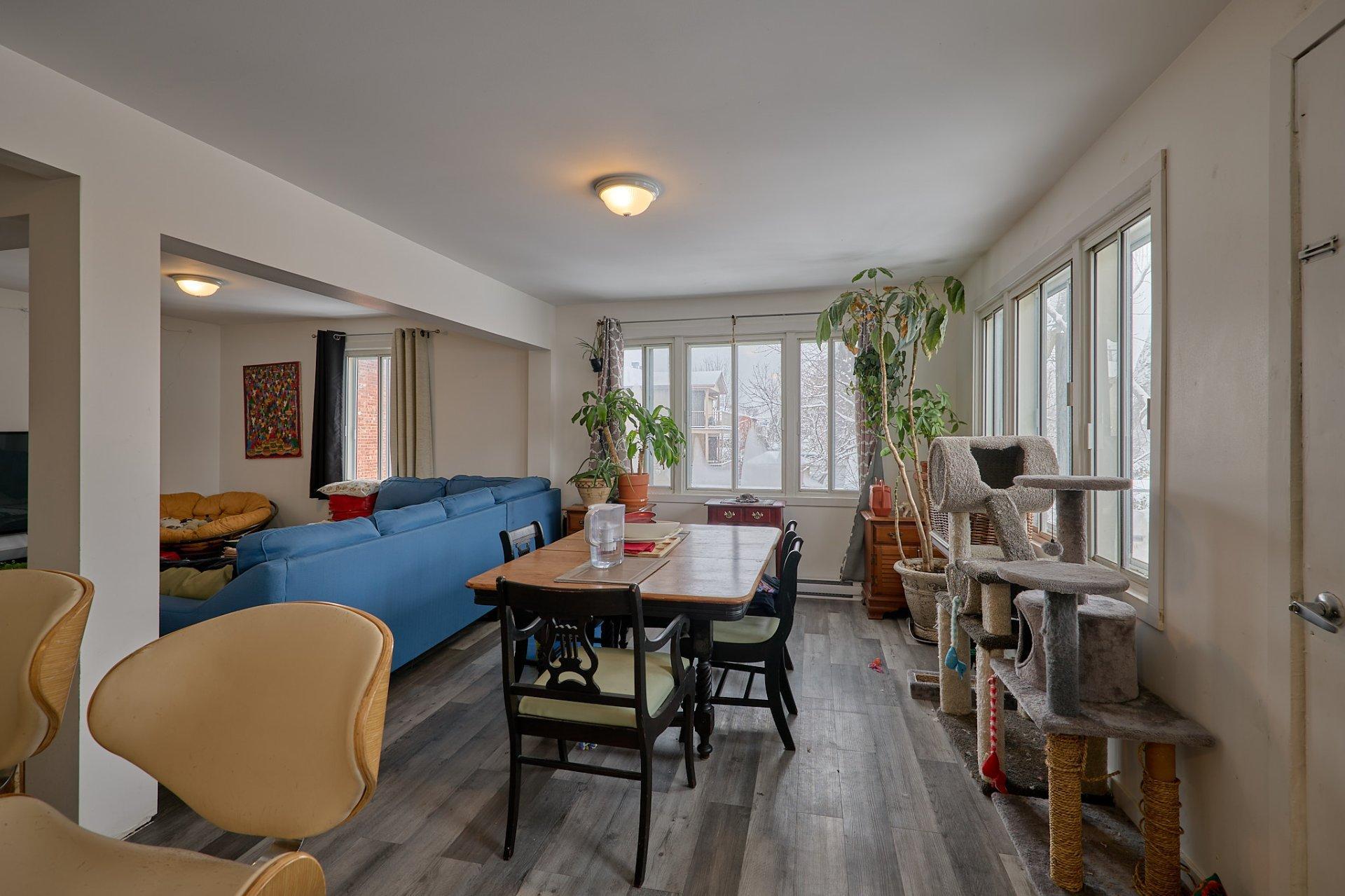 









81

 - 87


Rue St-Charles

,
Sainte-Thérèse,




QC
J7E2A5

