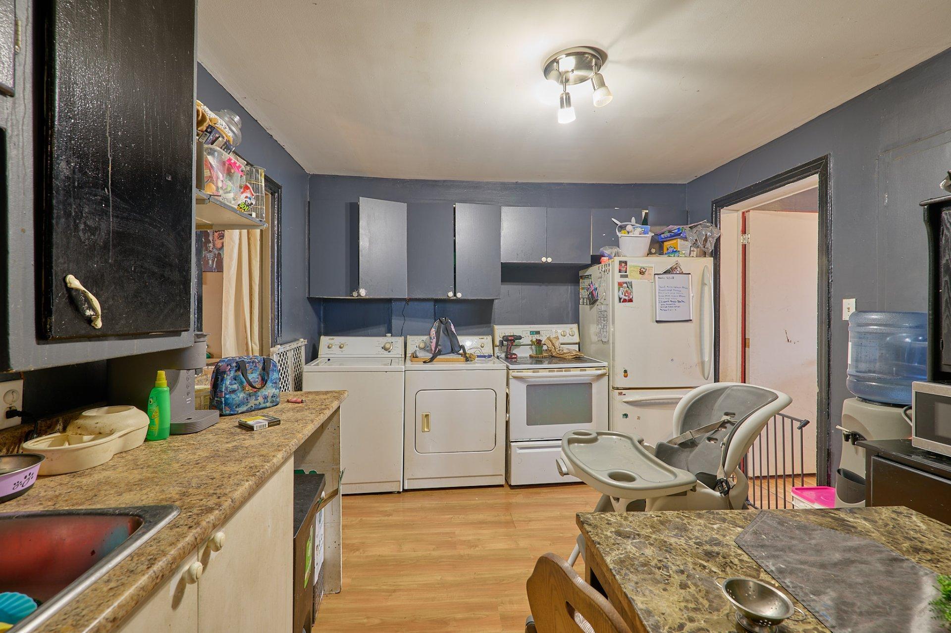 









81

 - 87


Rue St-Charles

,
Sainte-Thérèse,




QC
J7E2A5

