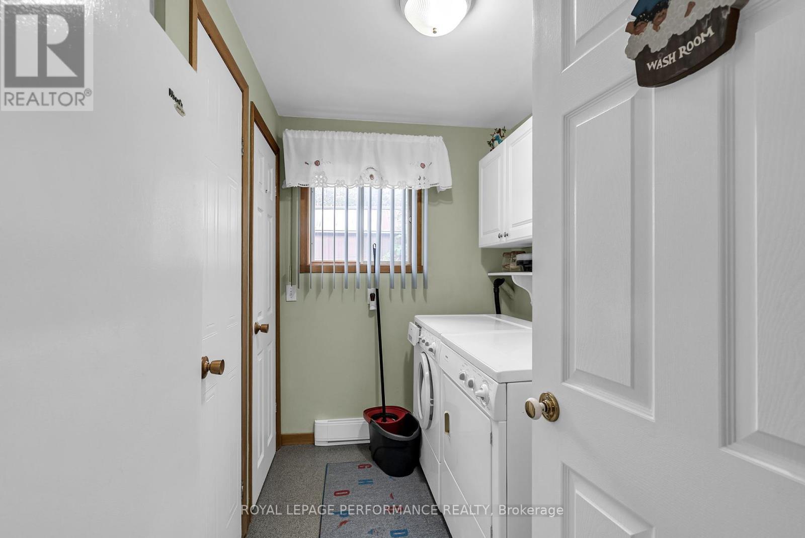 












18329 COUNTY RD 2 ROAD

,
South Glengarry,




Ontario
K6H5R5

