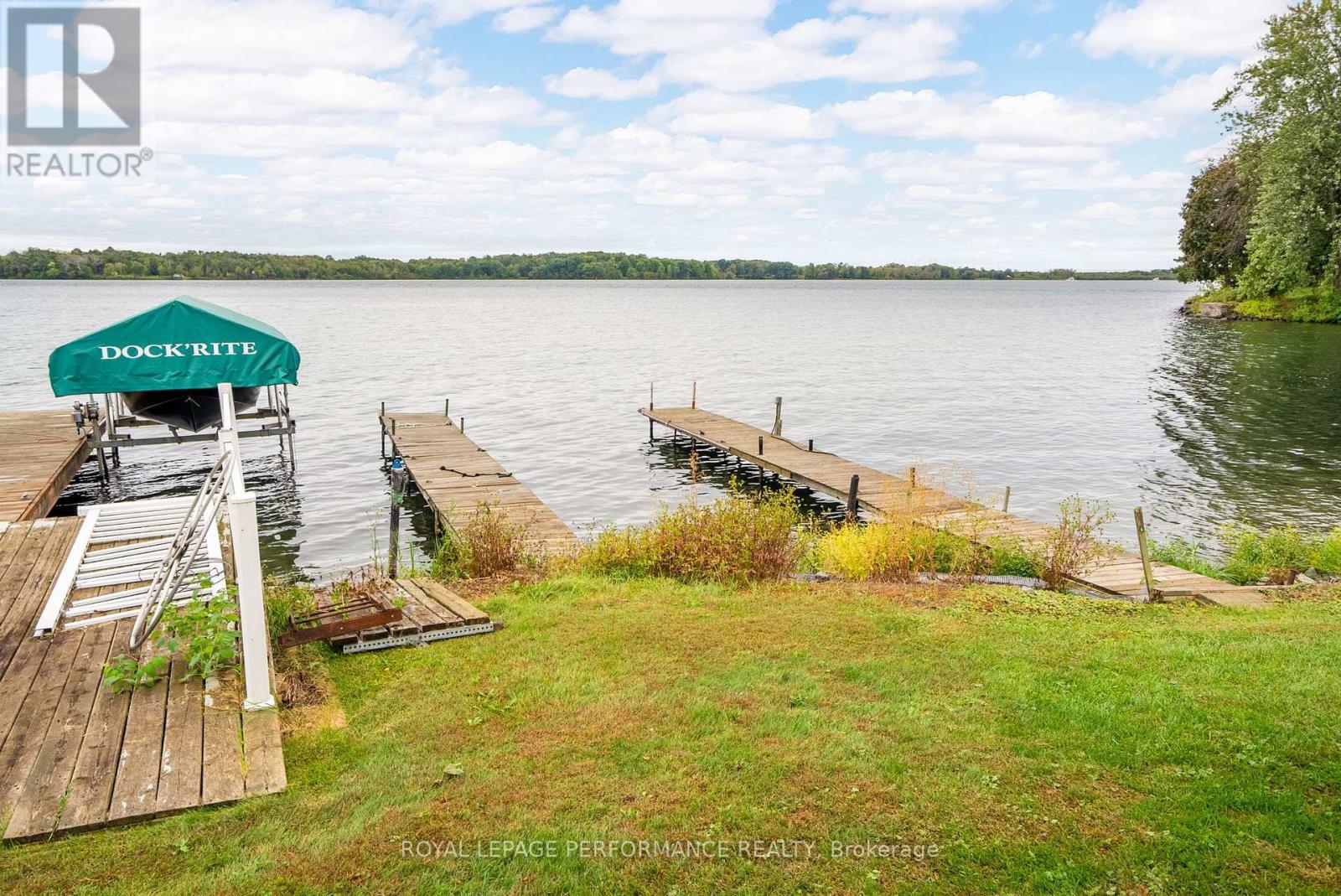 












18329 COUNTY RD 2 ROAD

,
South Glengarry,




Ontario
K6H5R5

