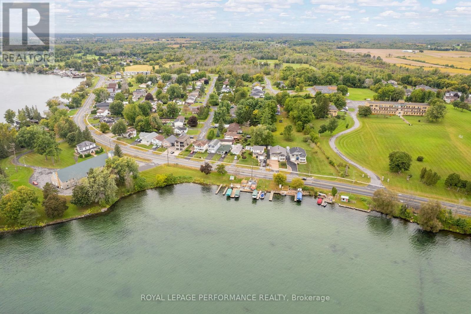 












18329 COUNTY RD 2 ROAD

,
South Glengarry,




Ontario
K6H5R5

