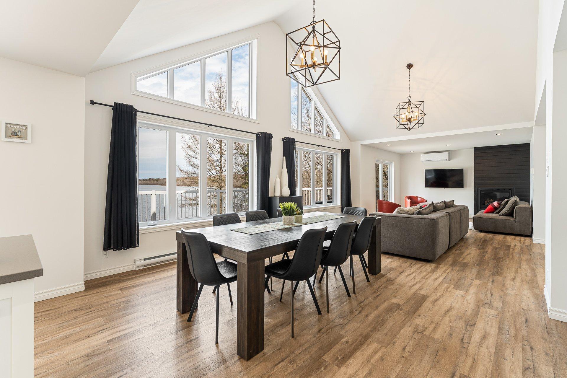 









25


Rue des Jacinthes

,
Eastman,




QC
J0E1P0

