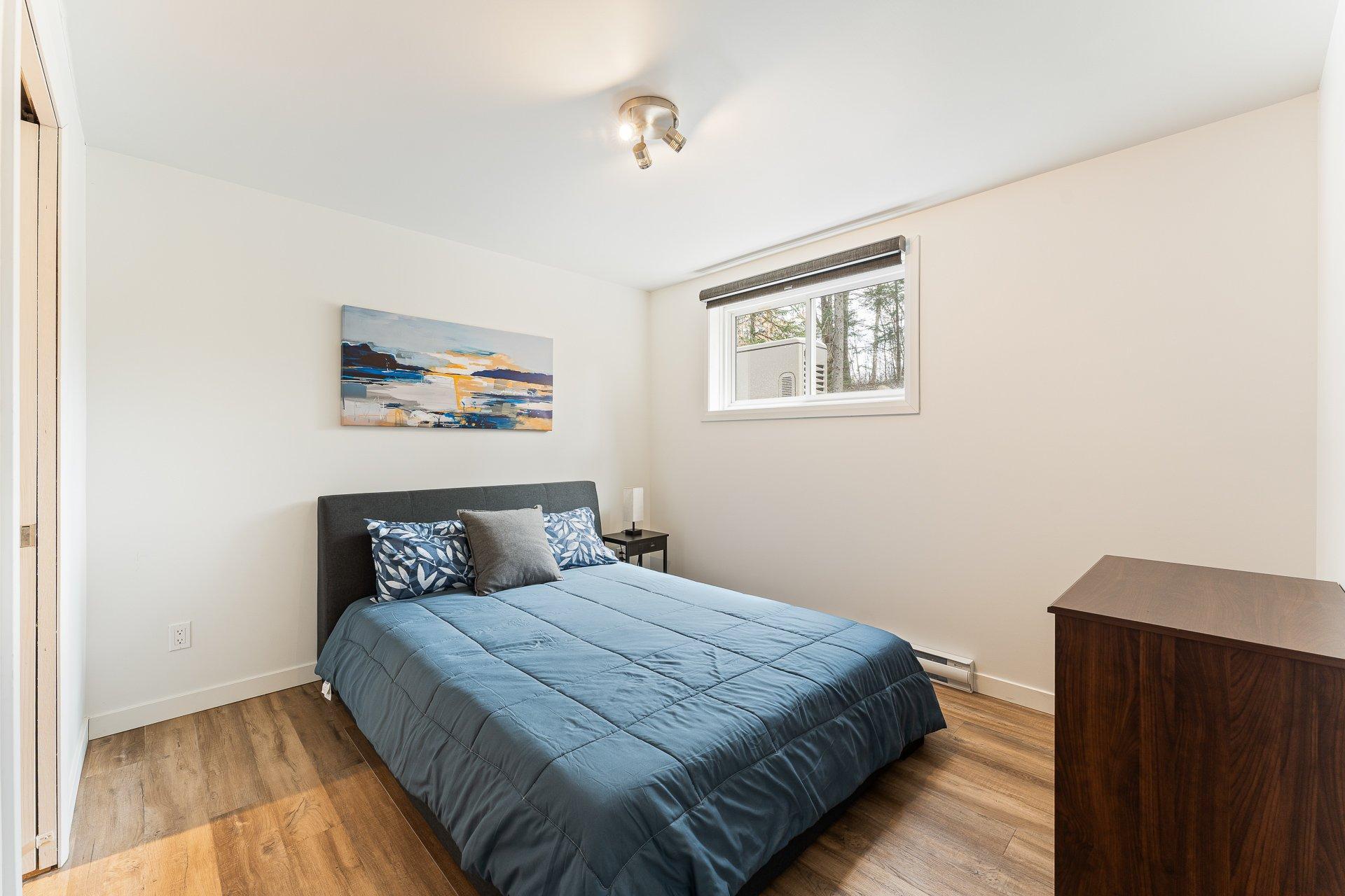 









25


Rue des Jacinthes

,
Eastman,




QC
J0E1P0

