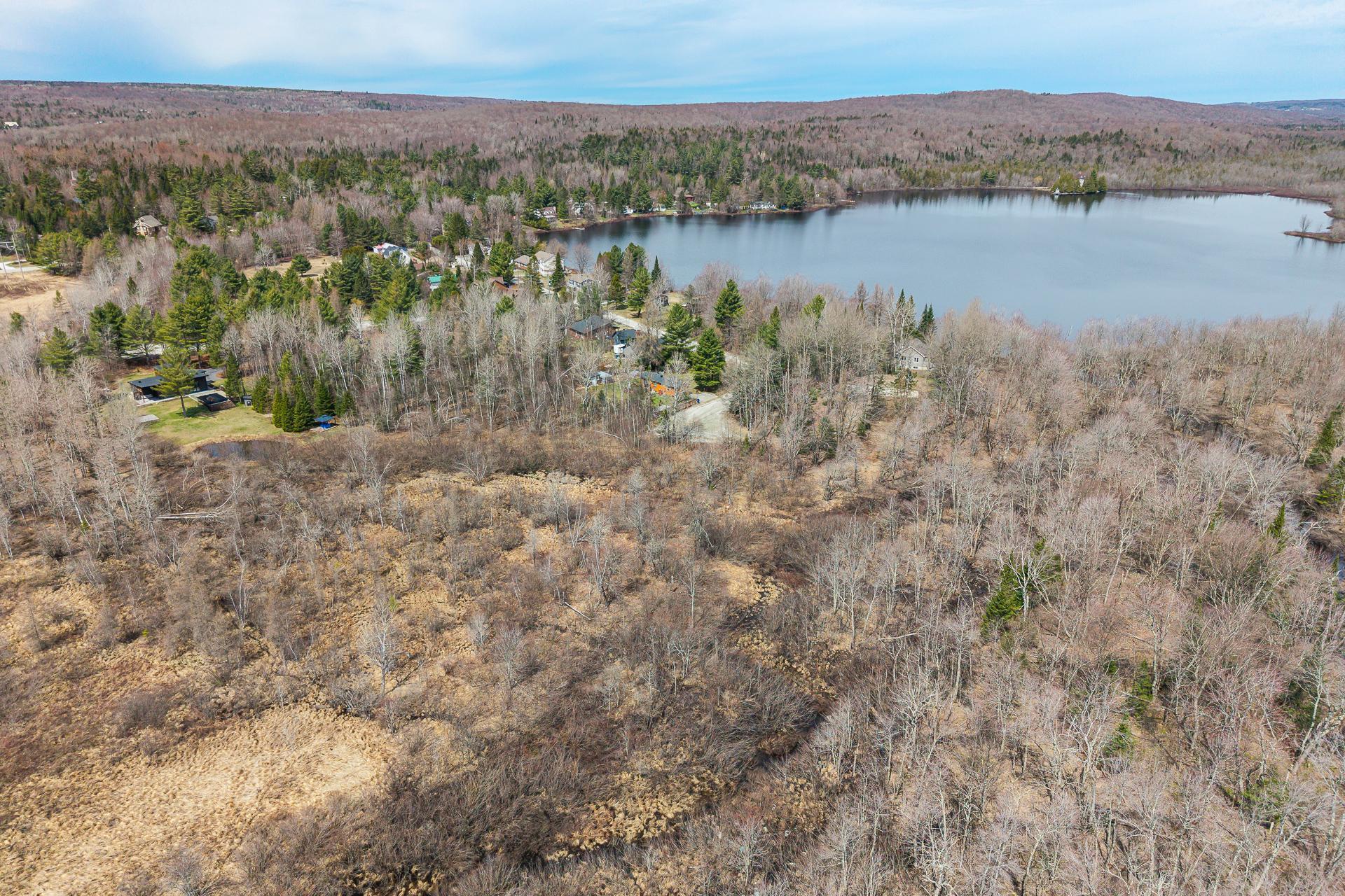 









25


Rue des Jacinthes

,
Eastman,




QC
J0E1P0

