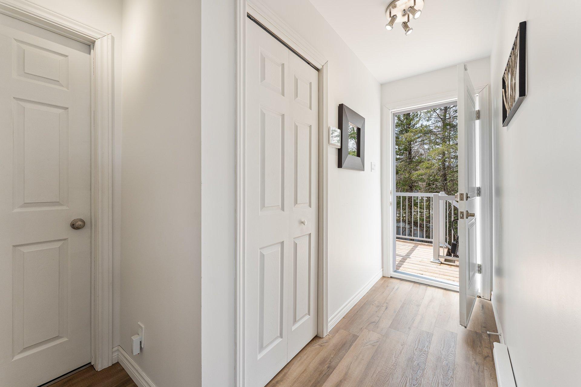 









25


Rue des Jacinthes

,
Eastman,




QC
J0E1P0

