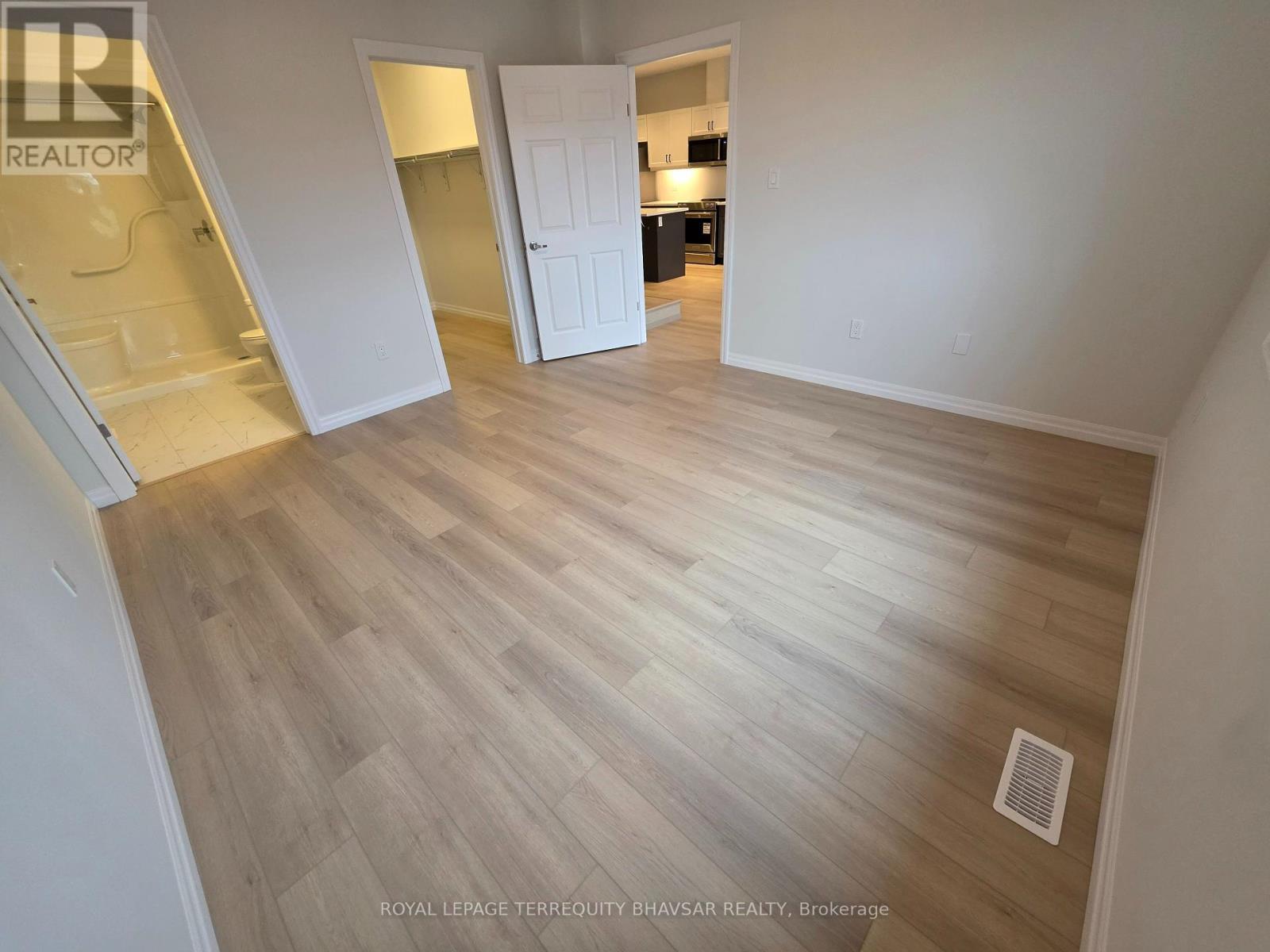 












53 BARN OWL WAY

,
Norfolk,




Ontario
N3Y0H4

