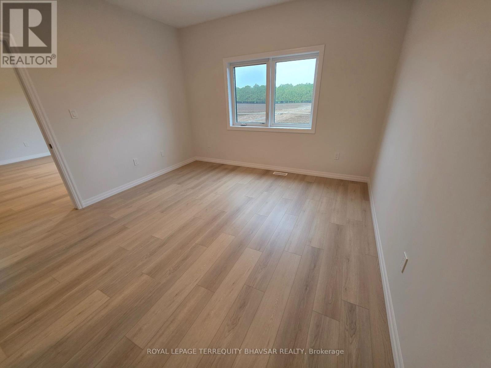 












53 BARN OWL WAY

,
Norfolk,




Ontario
N3Y0H4

