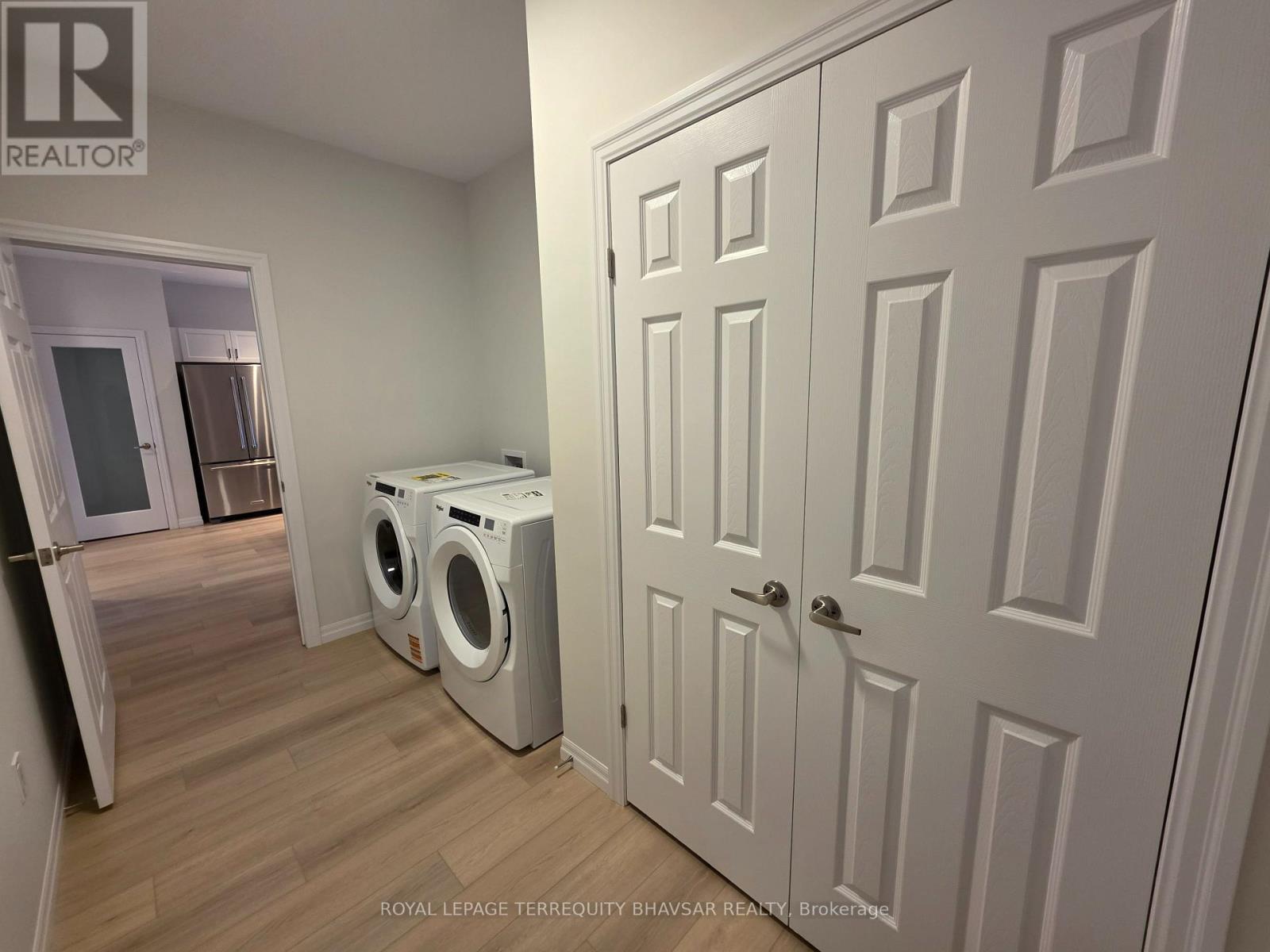 












53 BARN OWL WAY

,
Norfolk,




Ontario
N3Y0H4

