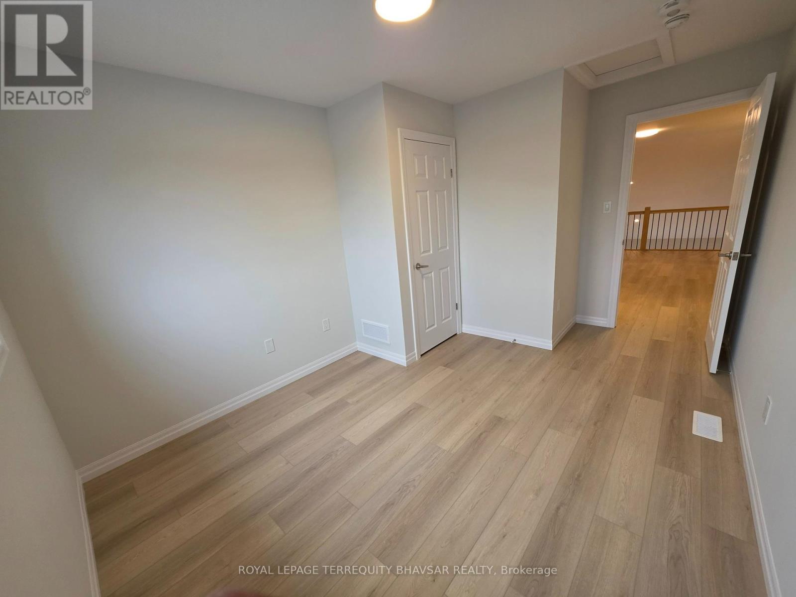 












53 BARN OWL WAY

,
Norfolk,




Ontario
N3Y0H4

