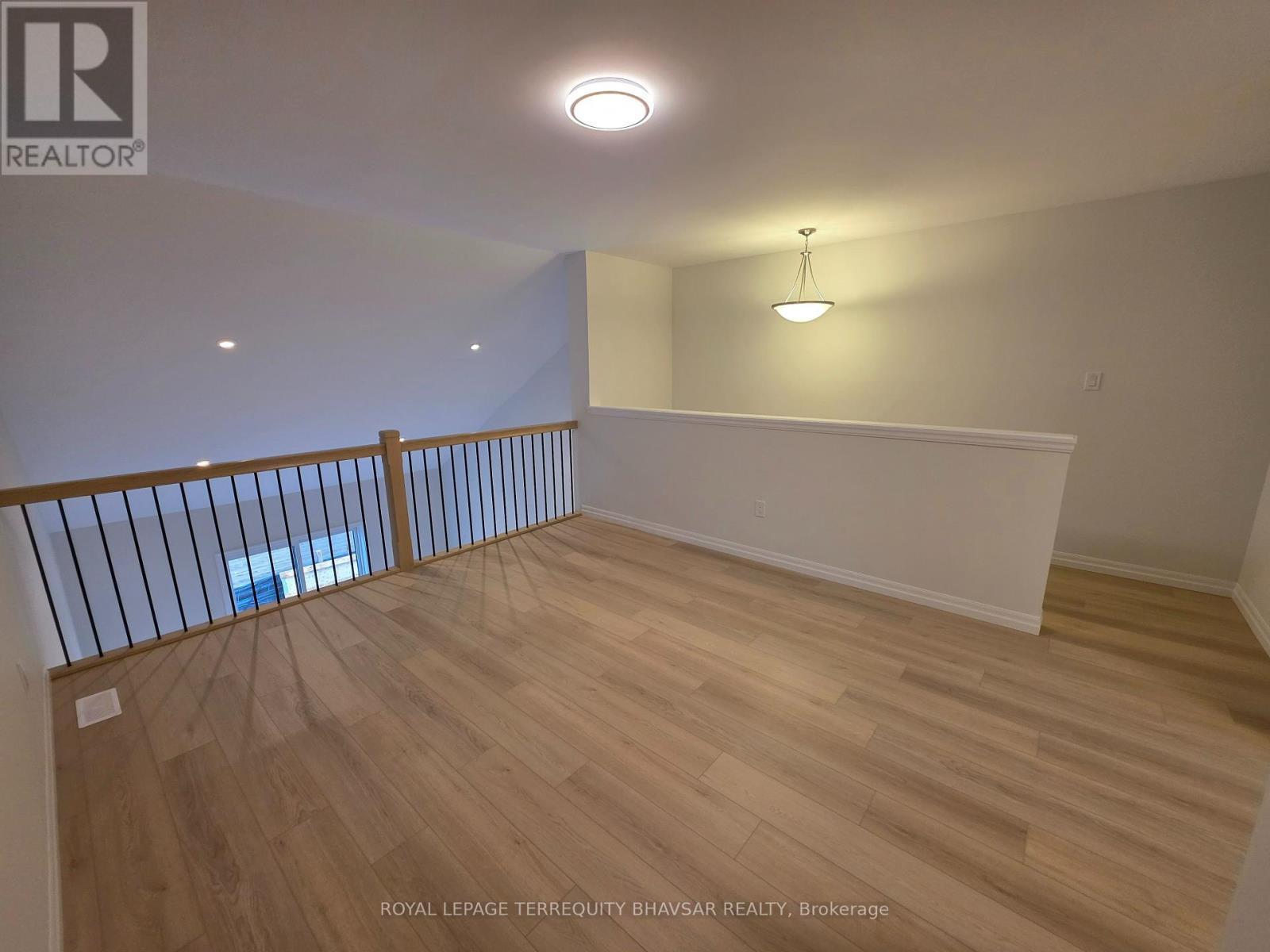 












53 BARN OWL WAY

,
Norfolk,




Ontario
N3Y0H4

