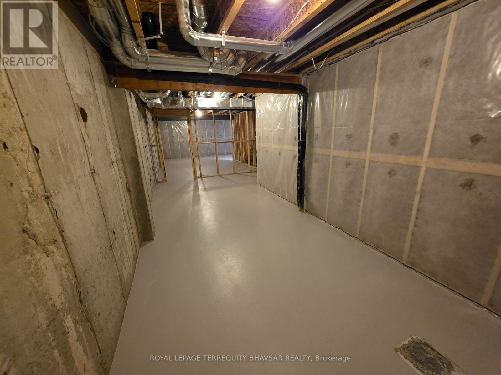 












53 BARN OWL WAY

,
Norfolk,




Ontario
N3Y0H4

