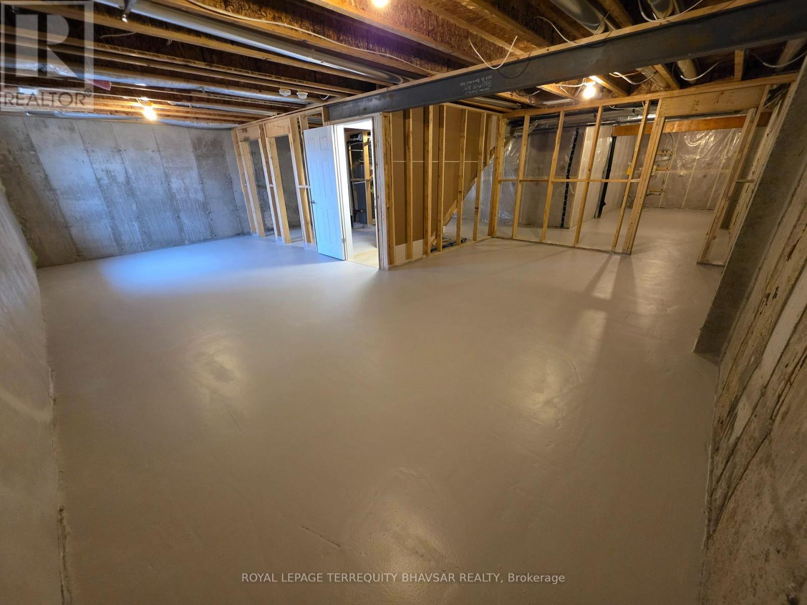 












53 BARN OWL WAY

,
Norfolk,




Ontario
N3Y0H4


