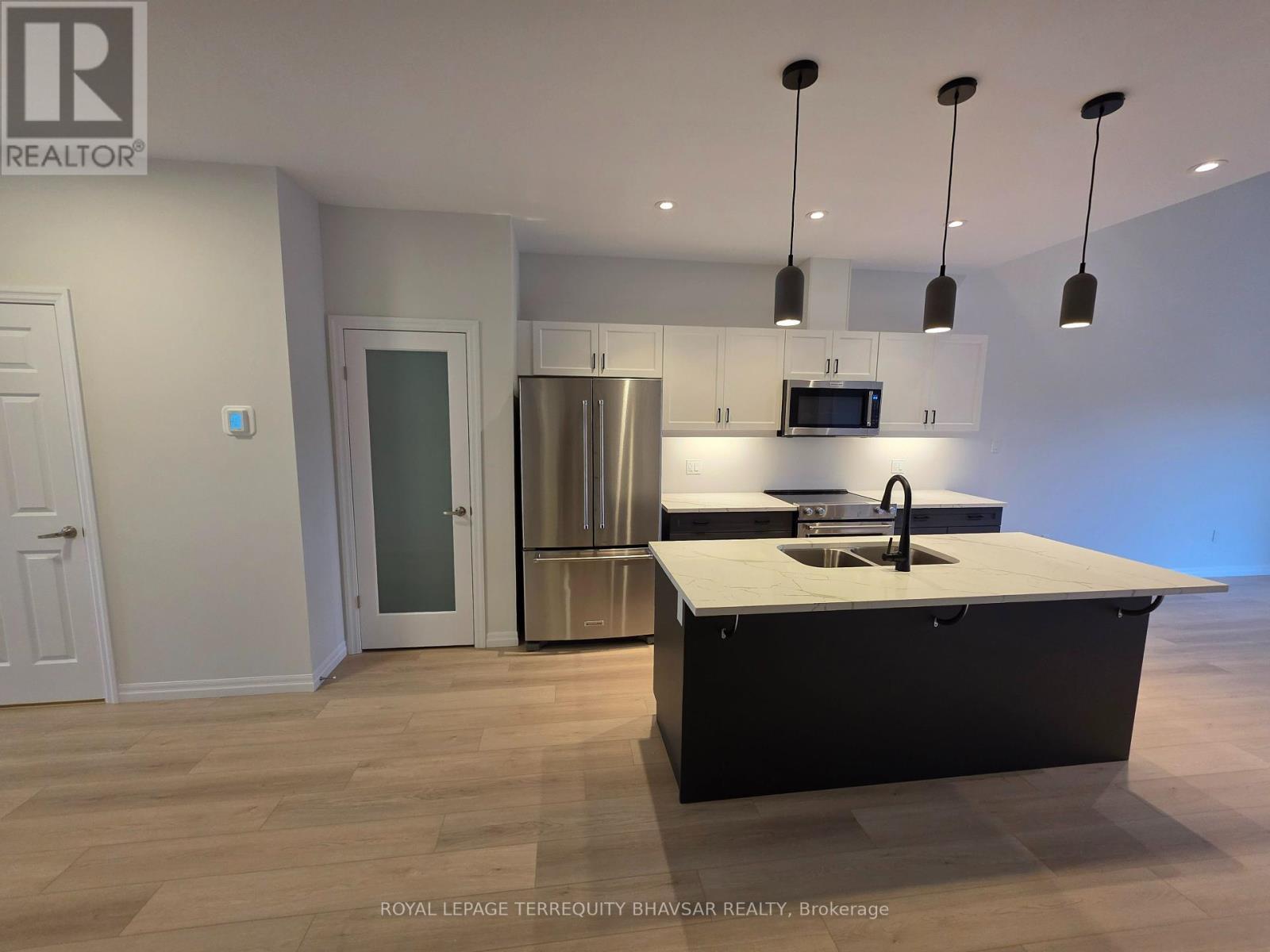 












53 BARN OWL WAY

,
Norfolk,




Ontario
N3Y0H4

