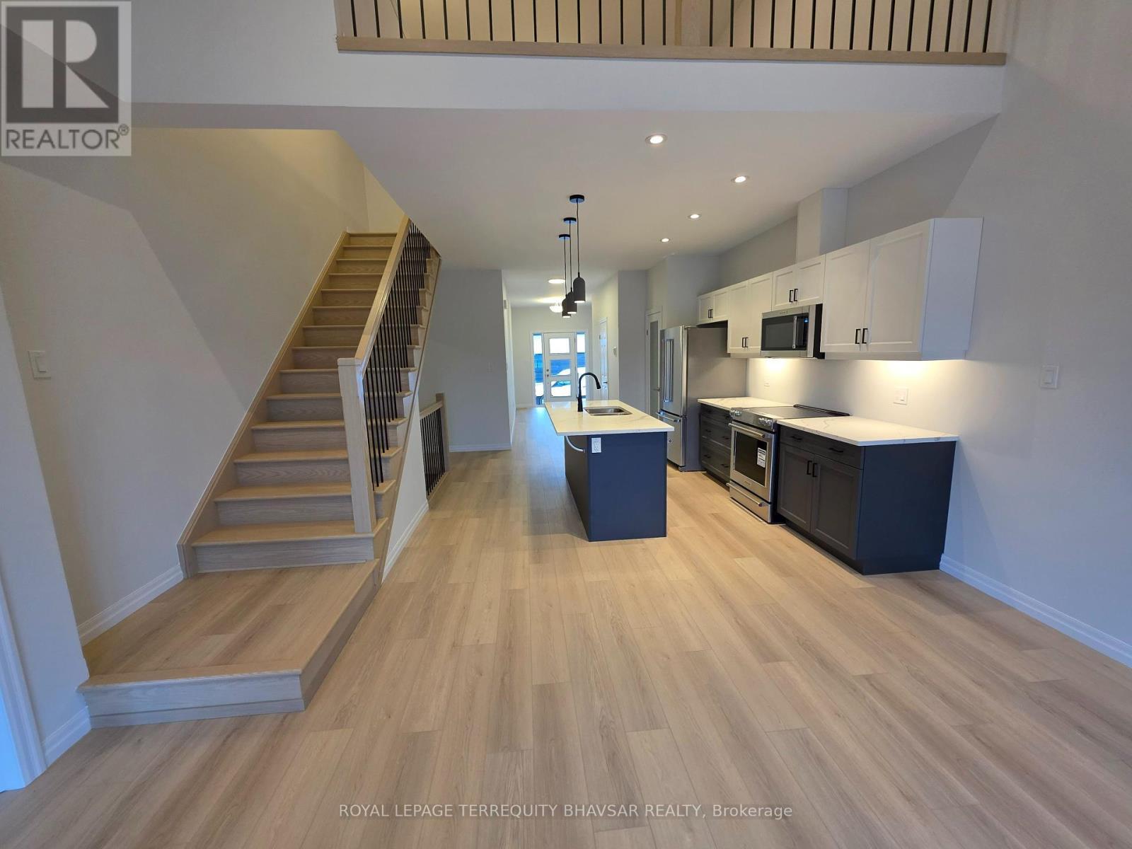 












53 BARN OWL WAY

,
Norfolk,




Ontario
N3Y0H4

