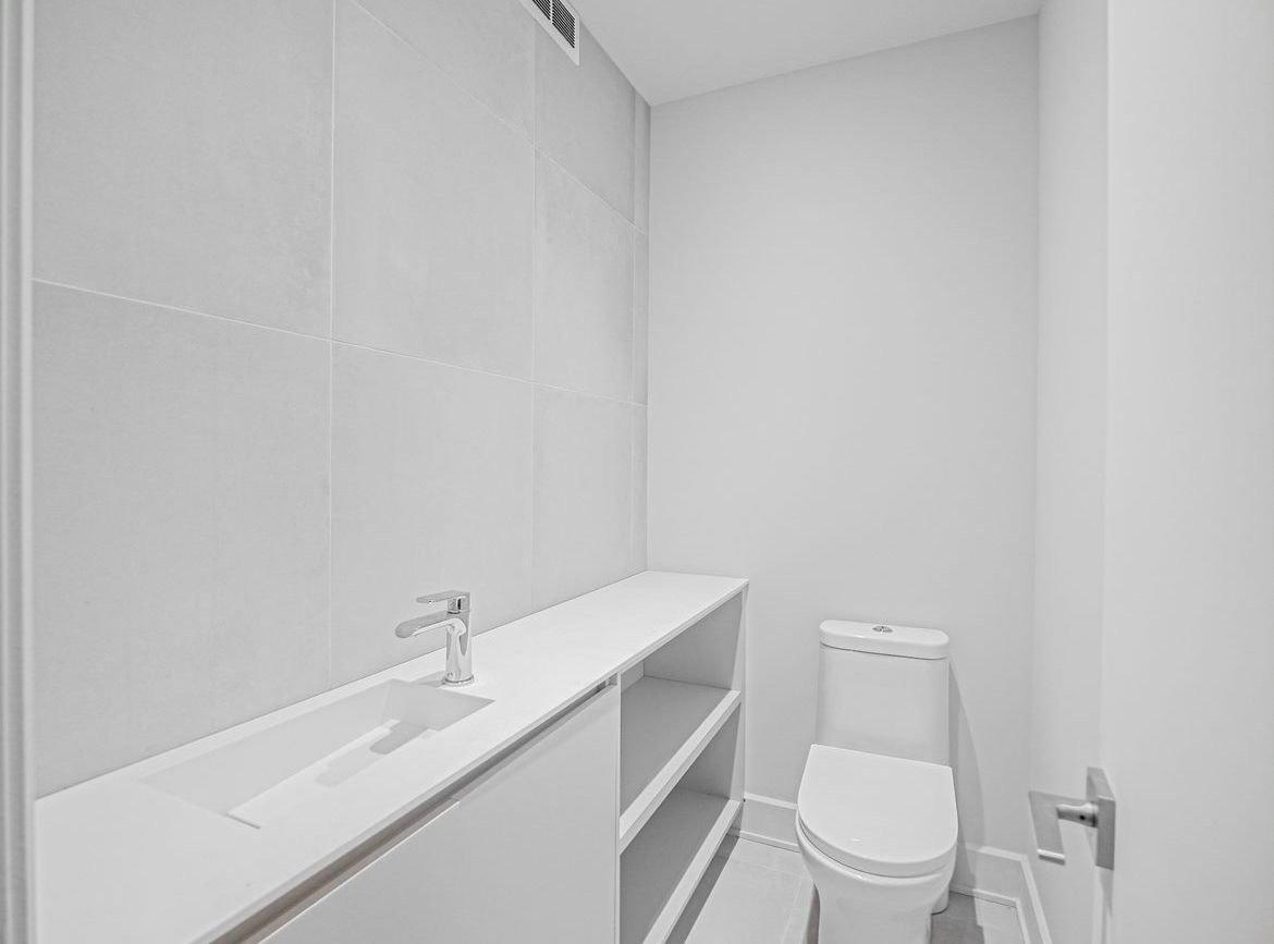 









4445


Rue Drolet

,
Montréal (Le Plateau-Mont-Royal),




QC
H2W2L8

