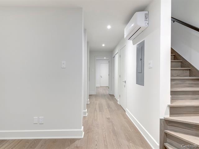 









4445


Rue Drolet

,
Montréal (Le Plateau-Mont-Royal),




QC
H2W2L8

