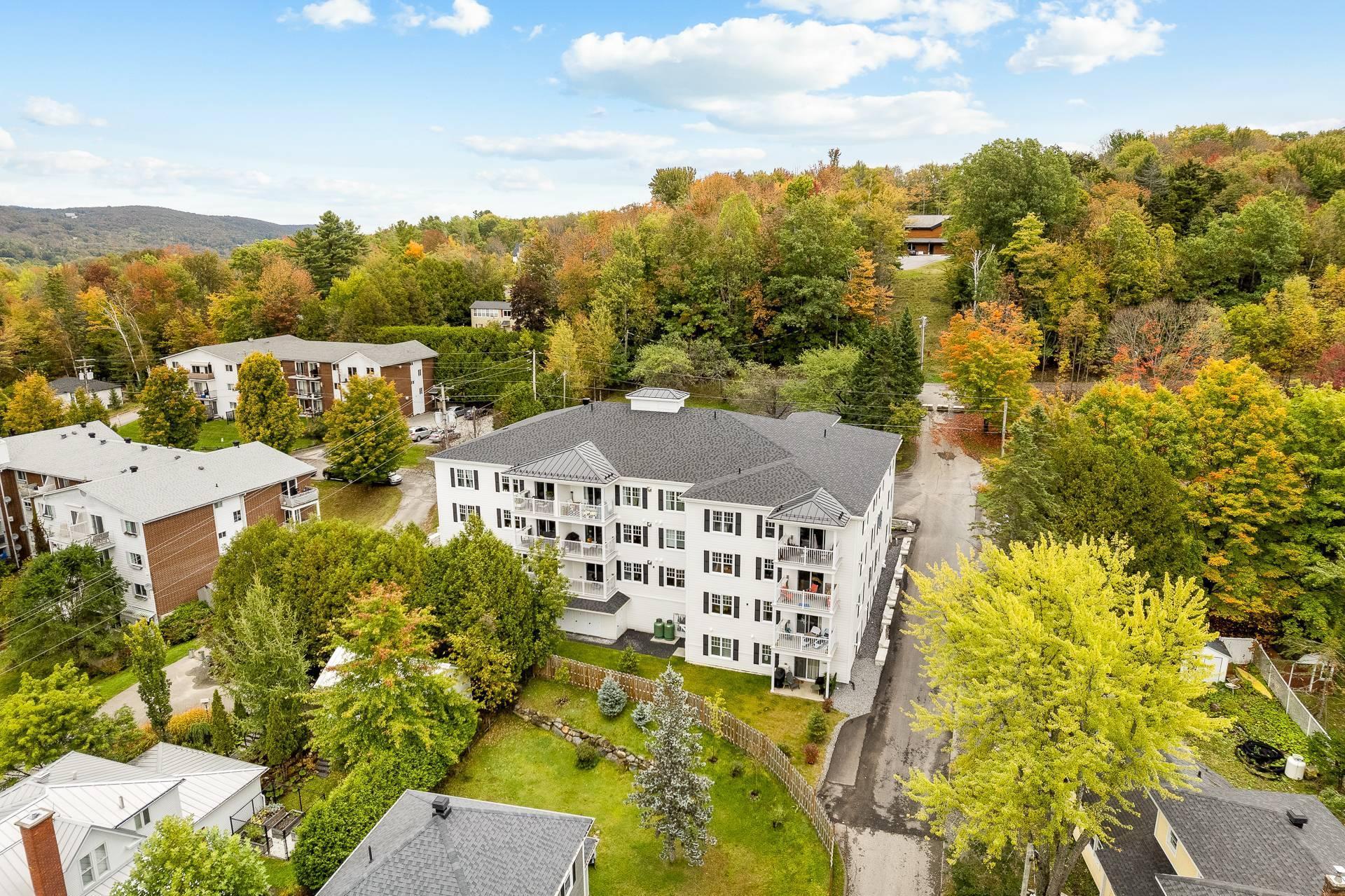 









977


Ch. Massawippi

, 12,
North Hatley,




QC
J0B2C0

