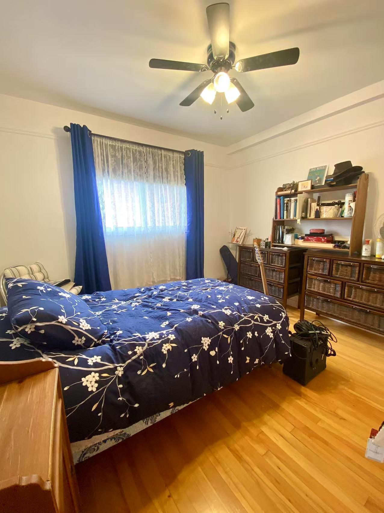 









6355


Rue de la Villanelle

,
Montréal (Saint-Léonard),




QC
H1S1W2

