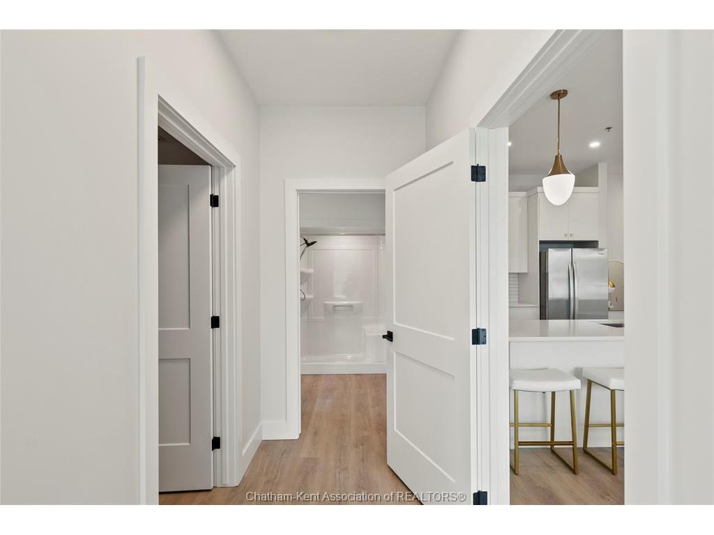 









364


Grand

Avenue East, 513,
Chatham,




ON
N7L 1W6

