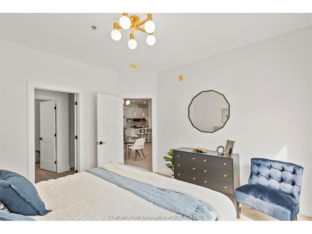 









364


Grand

Avenue East, 510,
Chatham,




ON
N7L 1W6

