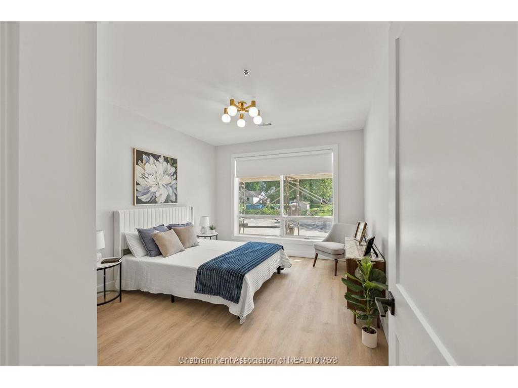 









364


Grand

Avenue East, 510,
Chatham,




ON
N7L 1W6

