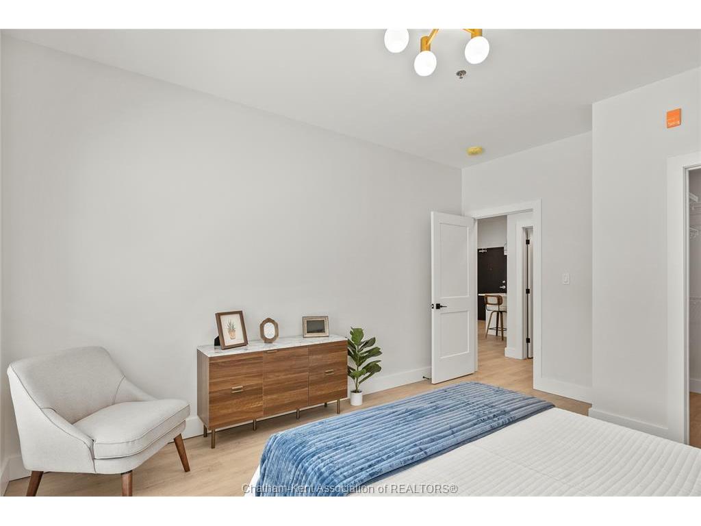 









364


Grand

Avenue East, 510,
Chatham,




ON
N7L 1W6

