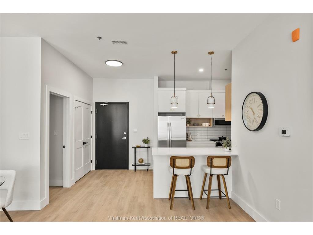 









364


Grand

Avenue East, 510,
Chatham,




ON
N7L 1W6

