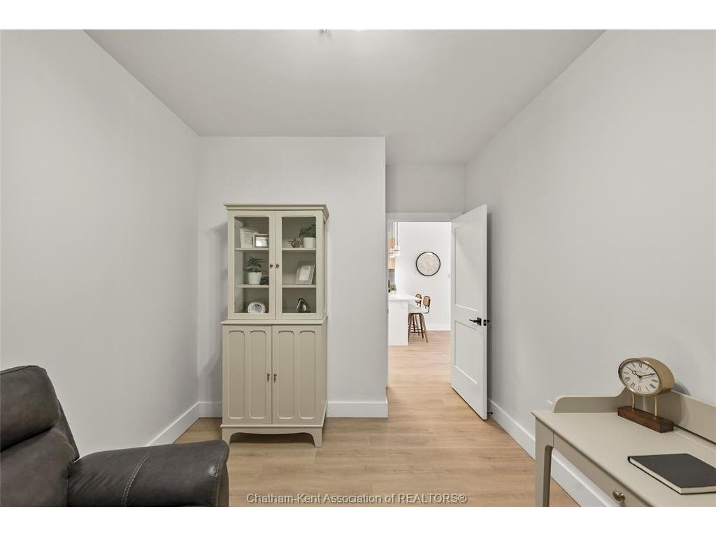 









364


Grand

Avenue East, 510,
Chatham,




ON
N7L 1W6

