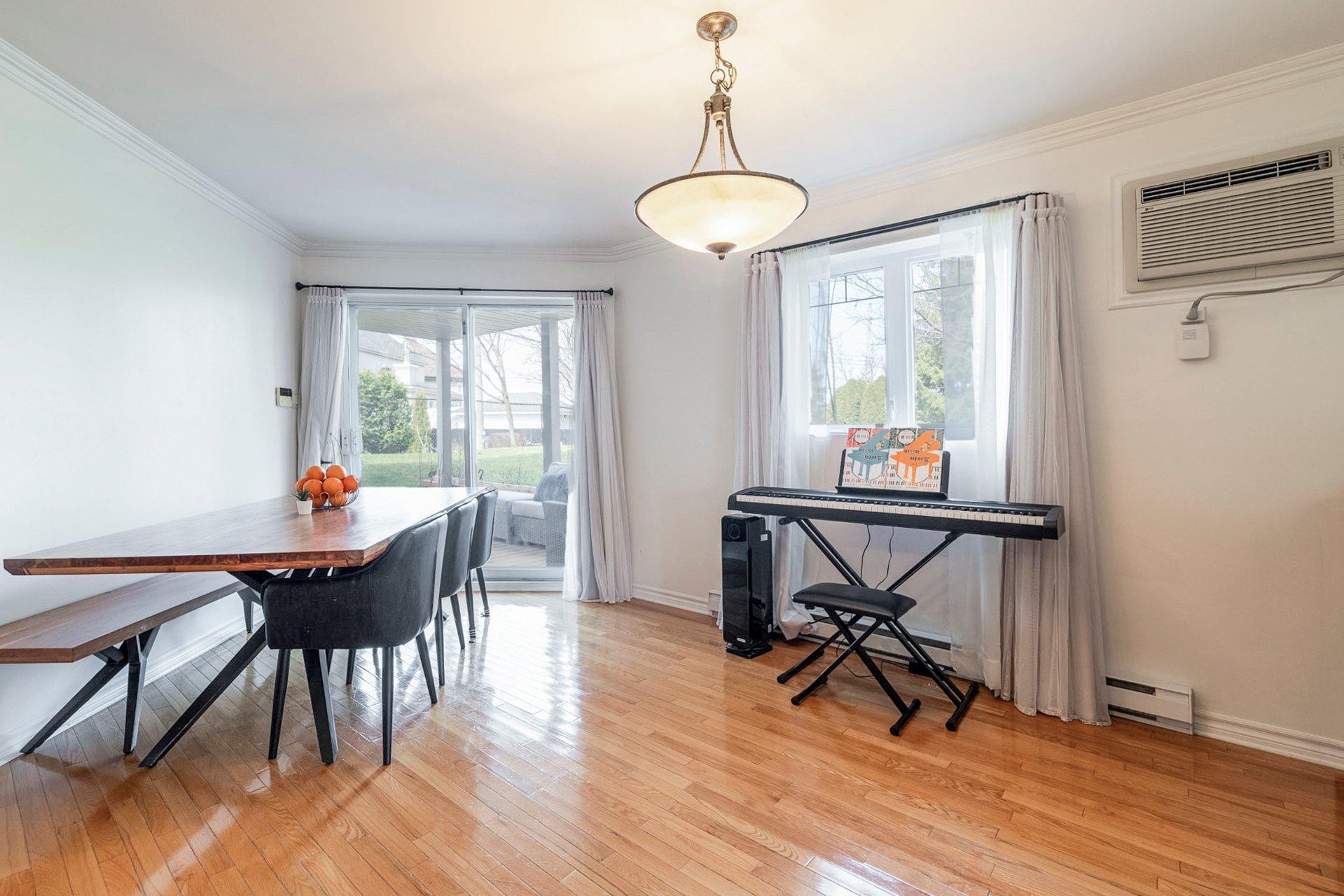 









3008


Boul. Daniel-Johnson

,
Laval (Chomedey),




QC
H7P5Z6

