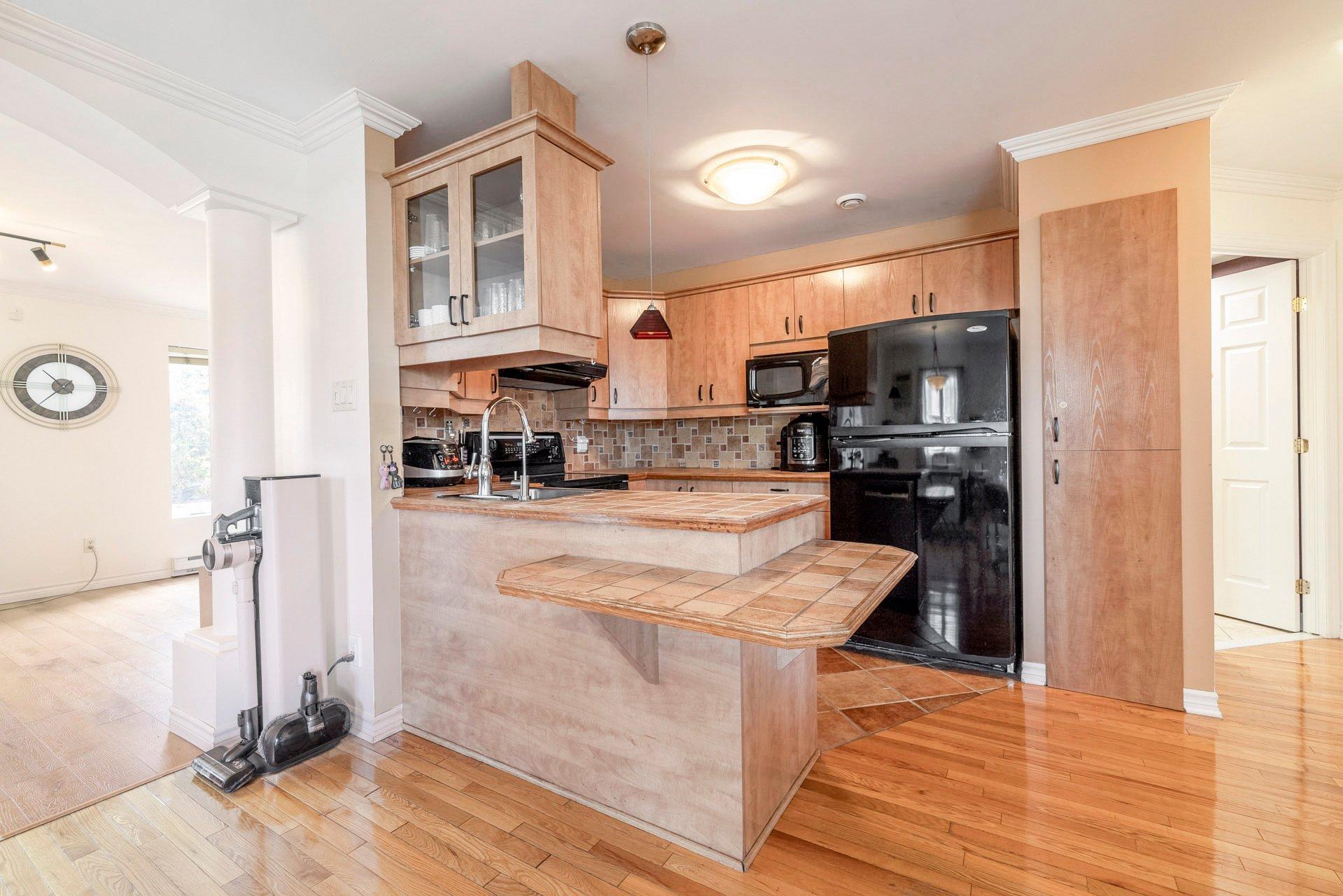 









3008


Boul. Daniel-Johnson

,
Laval (Chomedey),




QC
H7P5Z6


