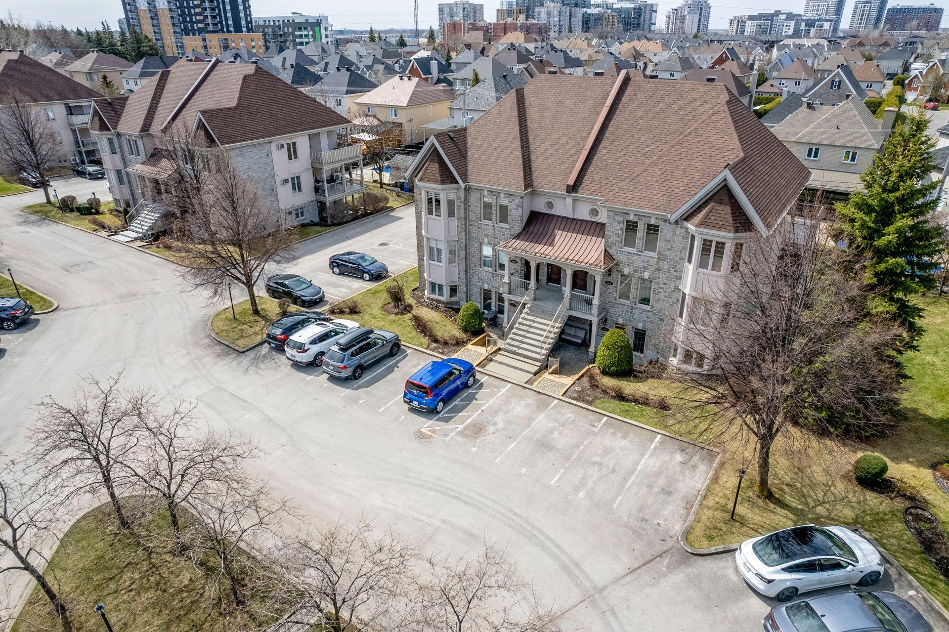 









3008


Boul. Daniel-Johnson

,
Laval (Chomedey),




QC
H7P5Z6

