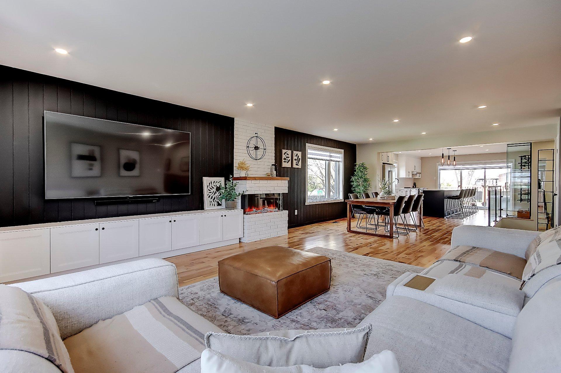 









797


Boul. St-Luc

,
Saint-Jean-sur-Richelieu,




QC
J2W2G6

