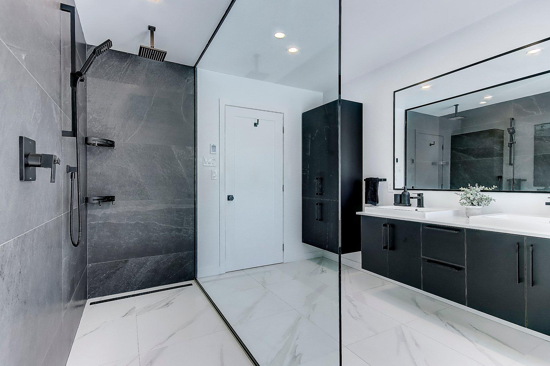 









797


Boul. St-Luc

,
Saint-Jean-sur-Richelieu,




QC
J2W2G6

