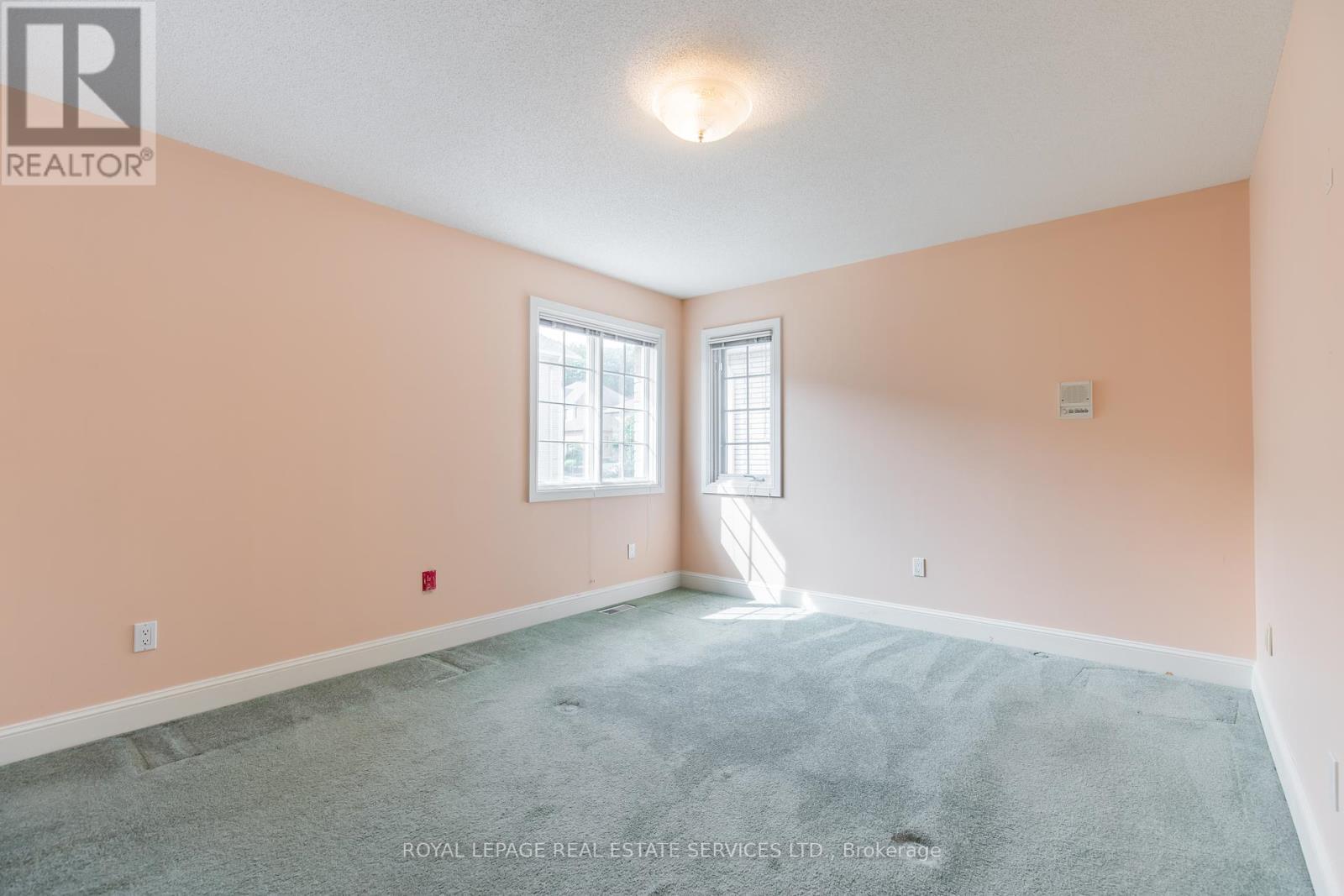 












57 ORR CRESCENT

,
Hamilton,




Ontario
L8G5C5

