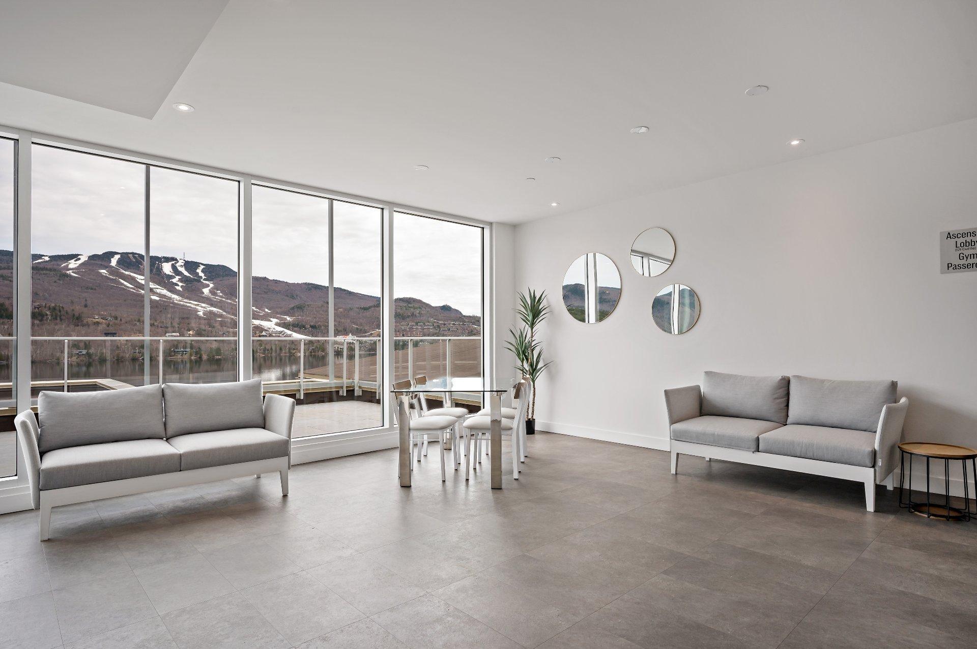 









123


Rue Cuttle

, 105,
Mont-Tremblant,




QC
J8E1B9

