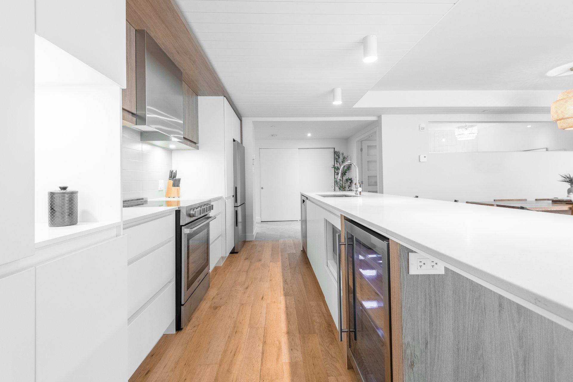 









123


Rue Cuttle

, 105,
Mont-Tremblant,




QC
J8E1B9

