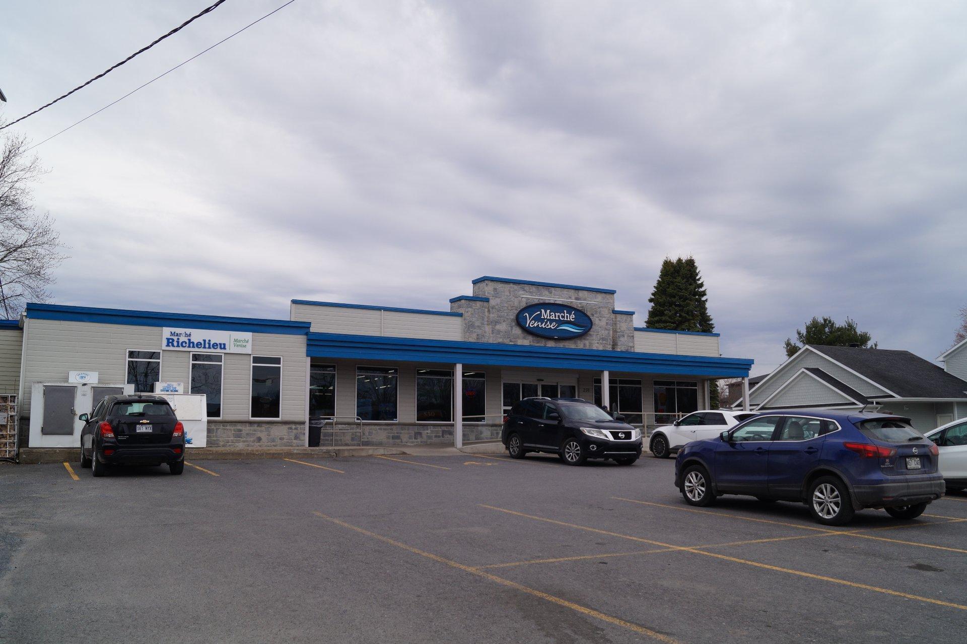 












21e Rue O.

,
Venise-en-Québec,







QC
J0J2K0

