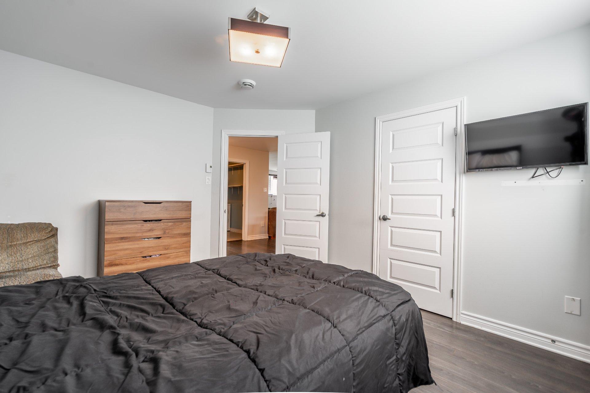 









1415


Rue des Outaouais

, C,
Repentigny (Repentigny),




QC
J5Y0G2

