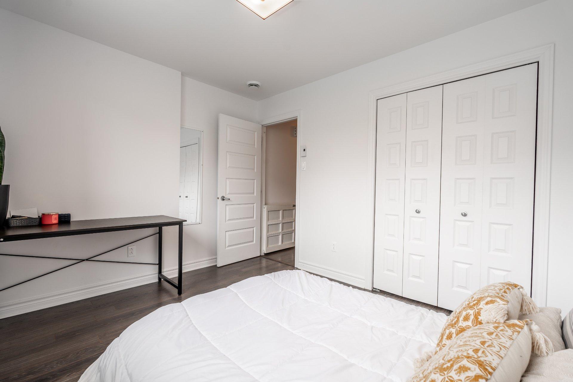









1415


Rue des Outaouais

, C,
Repentigny (Repentigny),




QC
J5Y0G2

