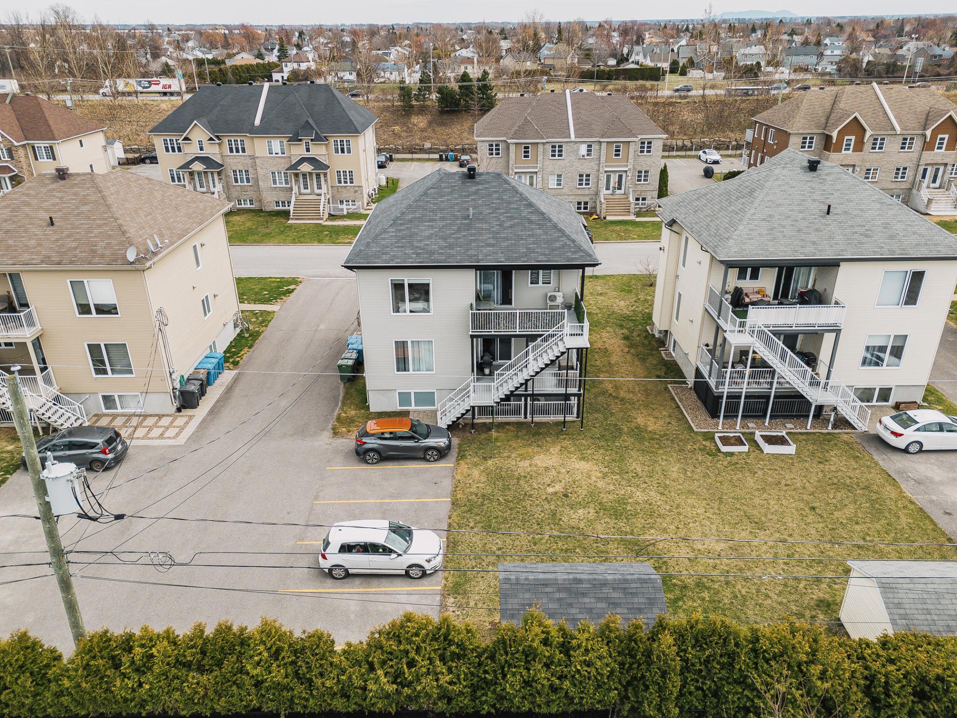 









1415


Rue des Outaouais

, C,
Repentigny (Repentigny),




QC
J5Y0G2

