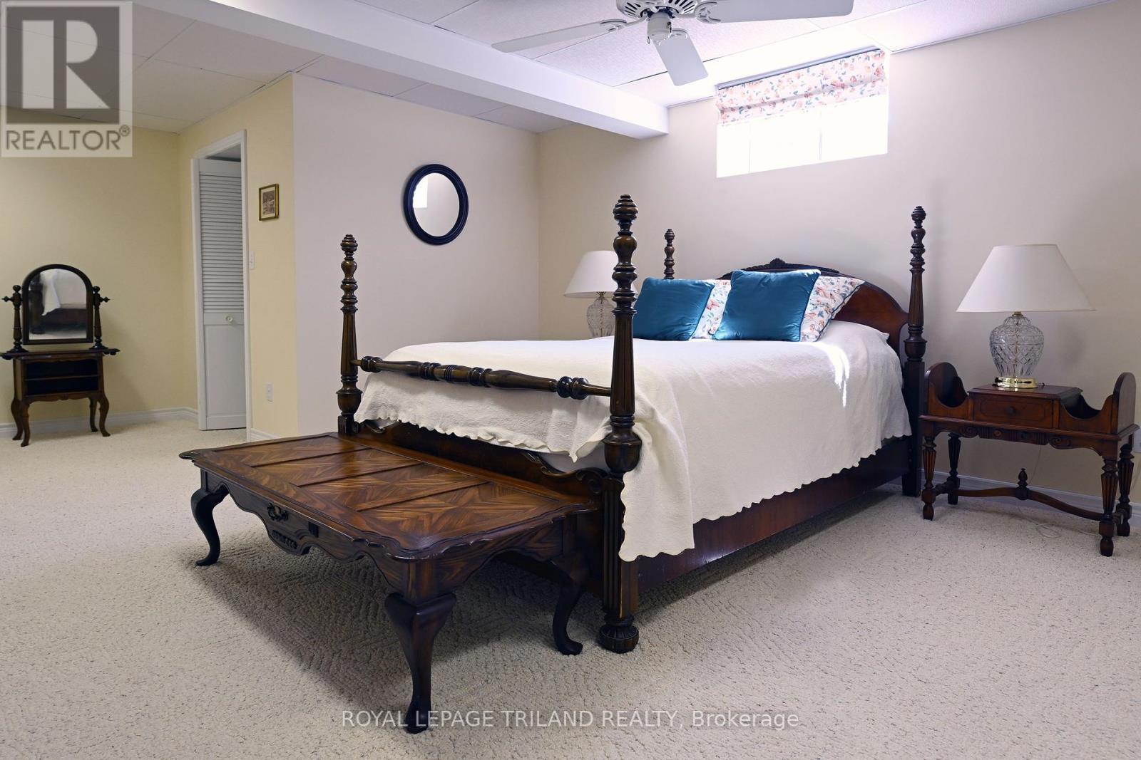 












7154 TALBOT TRAIL

,
Chatham-Kent (Blenheim),




Ontario
N0P1A0

