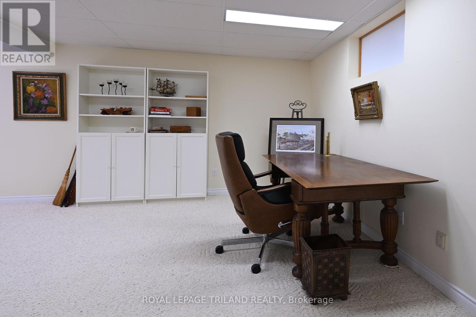 












7154 TALBOT TRAIL

,
Chatham-Kent (Blenheim),




Ontario
N0P1A0

