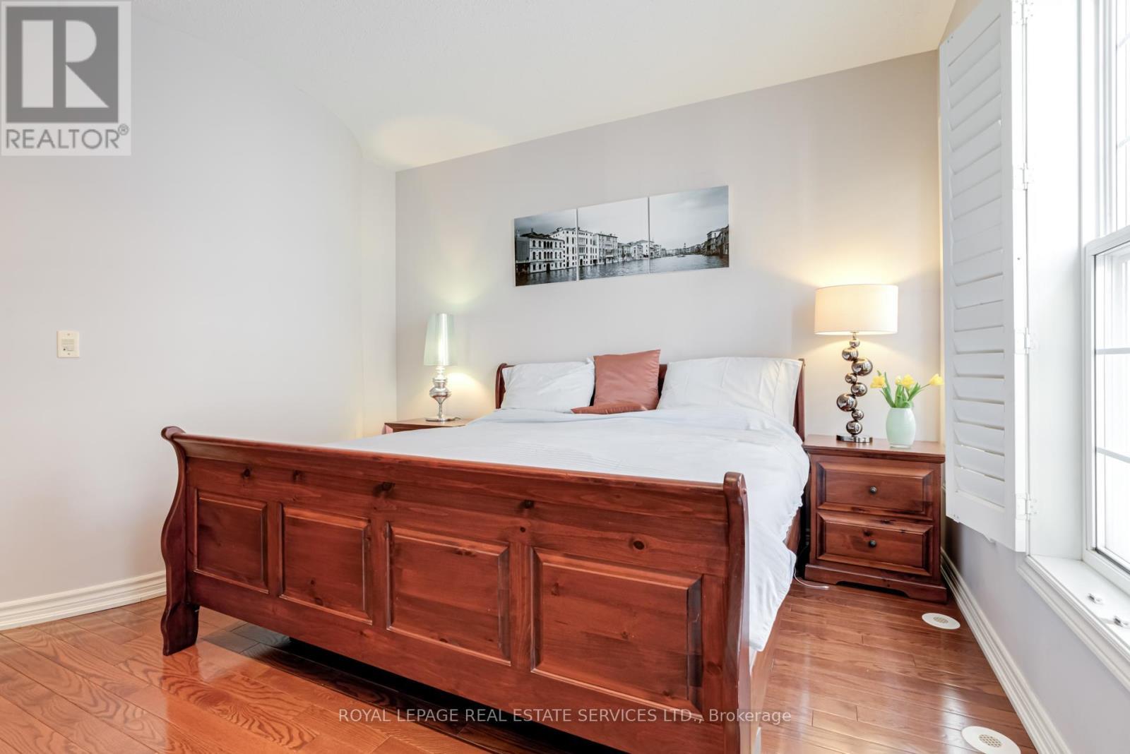 












12 - 1968 BLOOR STREET W

,
Toronto,




Ontario
M6P3K9

