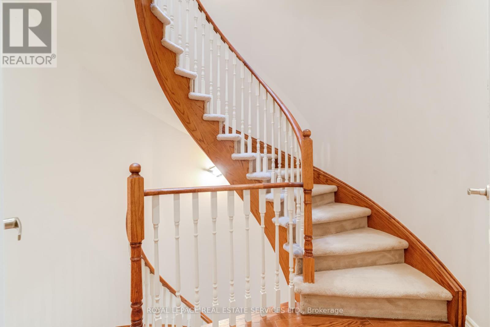 












12 - 1968 BLOOR STREET W

,
Toronto,




Ontario
M6P3K9

